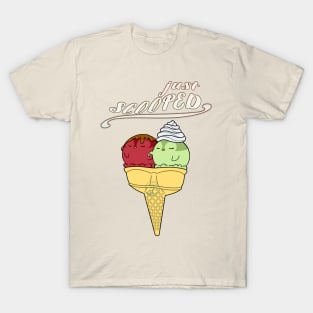Penguinscoops - just scooped! T-Shirt